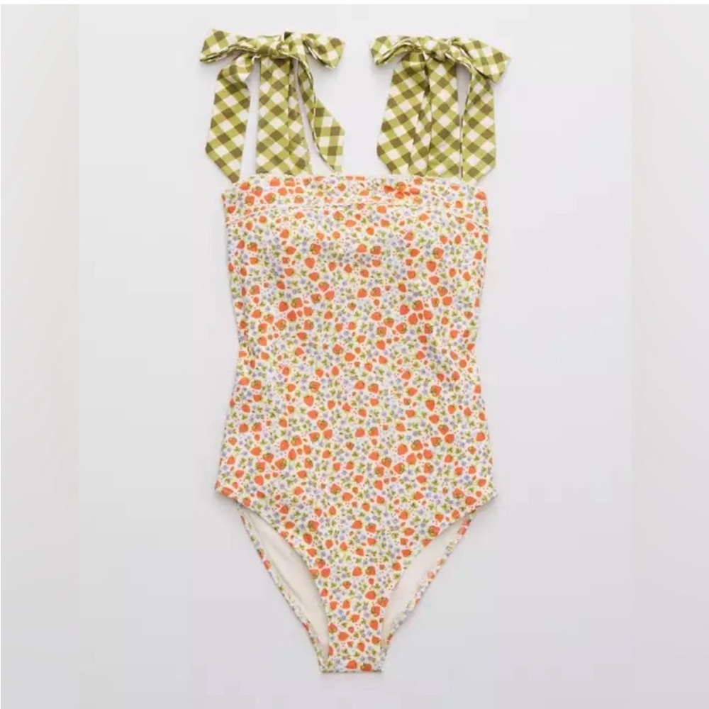 Aerie Bandeau One Piece Swimsuit Strawberry size M NWOT NEVER WORN